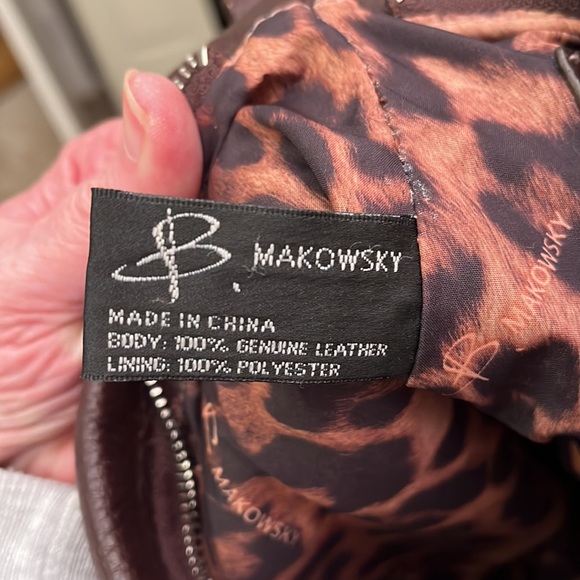 B. MAKOWSKY Bag w/ Key Fob EUC - Picture 6 of 6